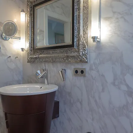 Apartment Soenshoern 8 Rechts *