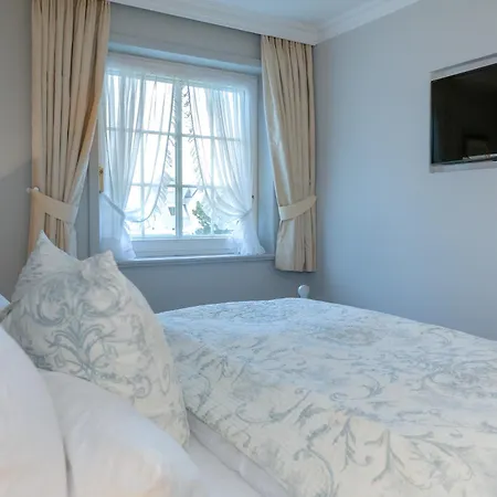 Apartment Soenshoern 8 Rechts